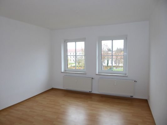 Schlafzimmer (1).JPG
