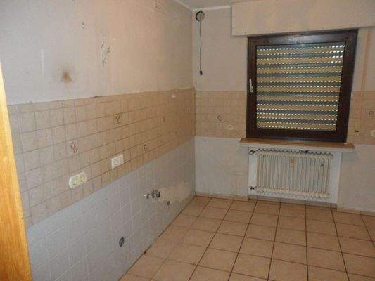 Blick in Küche HW.JPG