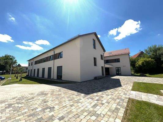 Sonnig. Großzügig. Kommunikativ.