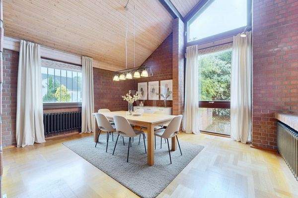 Virtuelles Staging Essbereich