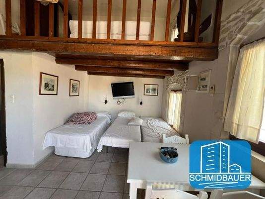 Kreta, Kamilari: Charmantes Haus mit 2 Wohnungen und kleinem Innenhof zu verkaufen