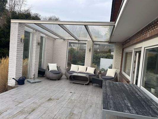 Sonnige S-W Terrasse