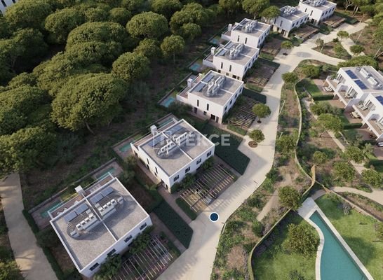 Luxury Villas Near the Beach in Tarragona