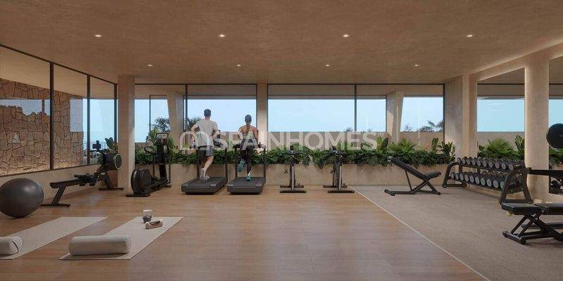 Sea-View Flats with Premium Amenities in Torremolinos