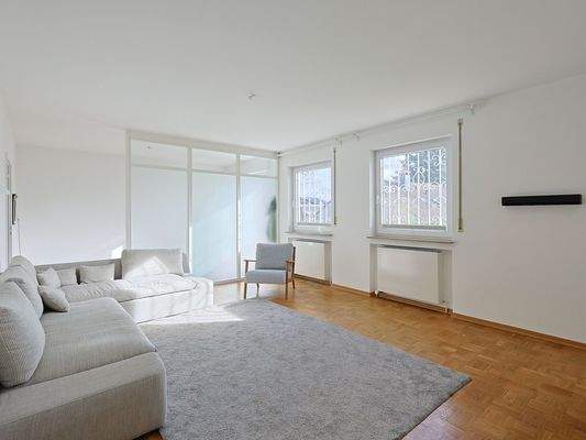 Heller Wohnbereich im Gartengeschoss