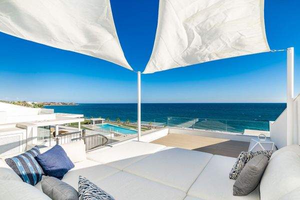 Photo: Penthouse in Estepona