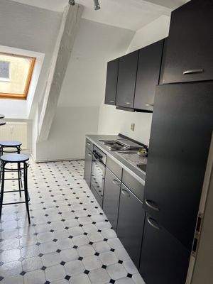 Küche Wohnung Dachgeschoß.JPG