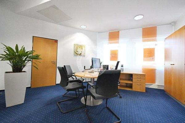Büro 1 im Erdgeschoss