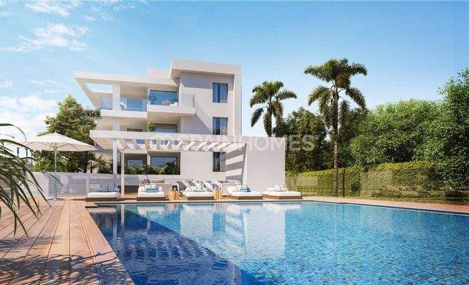 Well-Located Prestigious Apartments in Fuengirola