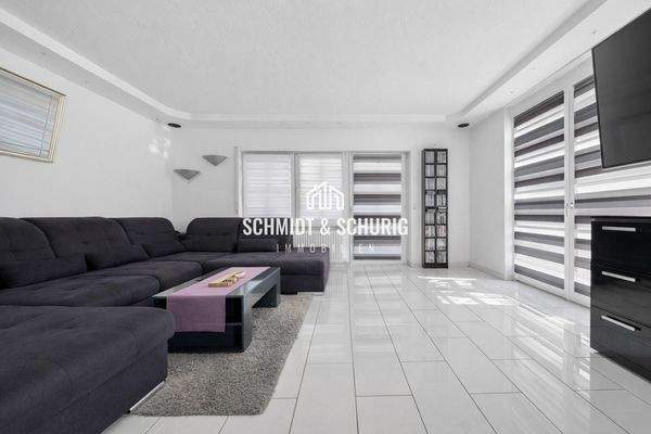 Wohnzimmer / Erdgeschoss