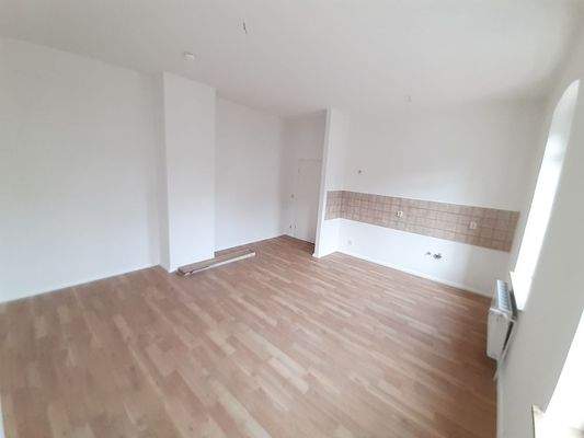 Wohnzimmer mit Küche