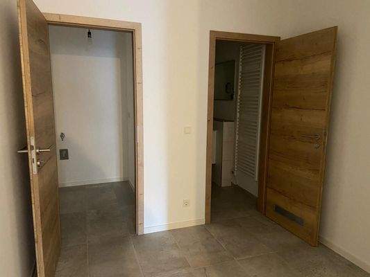 Zugang Bad u. Abstell