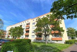 Nieder Kirchweg 33-37