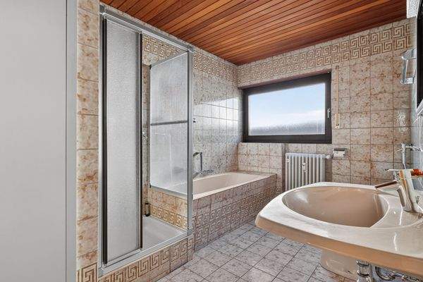 Badezimmer Erdgeschoss