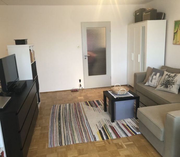 1-Zimmer-Wohnung mit EBK zu vermieten in Eningen unter Achalm