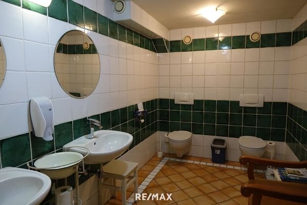 WC Damen