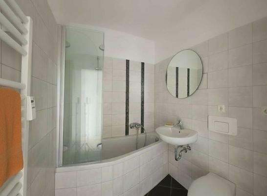 Badezimmer - Einrichtungsbeispiel.jpg