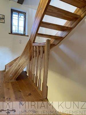 Nach ganz oben_Miriam Kunz Immobilienmanagement.jpg