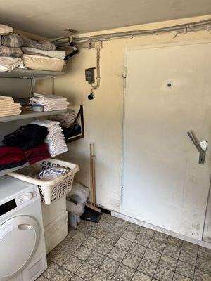 Waschraum Kühlhaus I KG