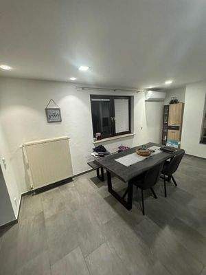 35 Eßbereich vor der Küche