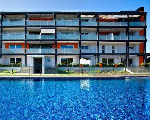 Bovetes Sol pool.jpg