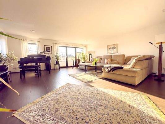 Zugang zum Balkon im OG