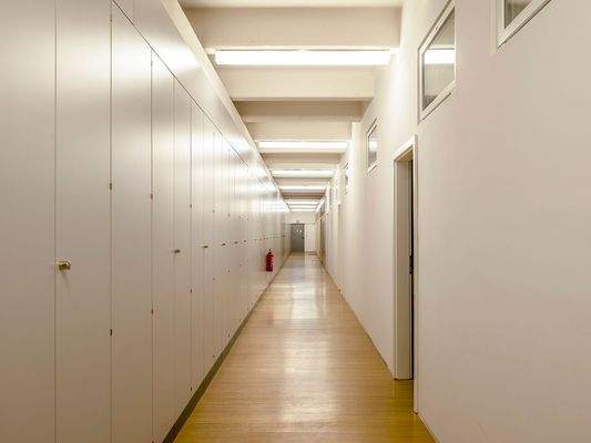 Flur Bürotrakt