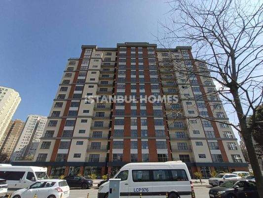 Flats with Gym and Parking Lot in İstanbul Zeytinburnu