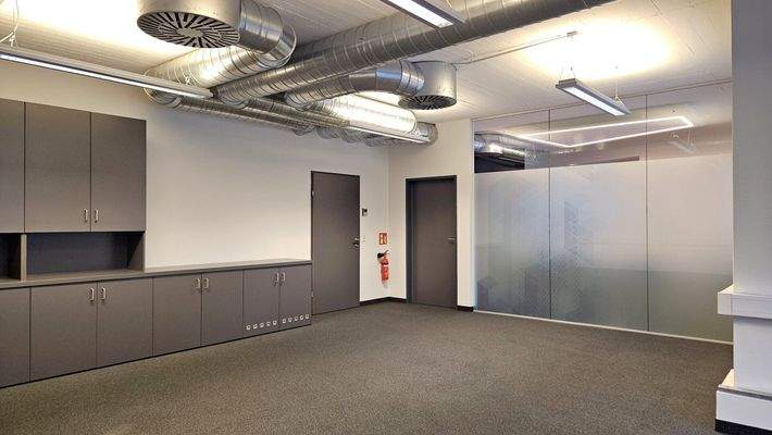 Büroraum 2 / Großraumbüro