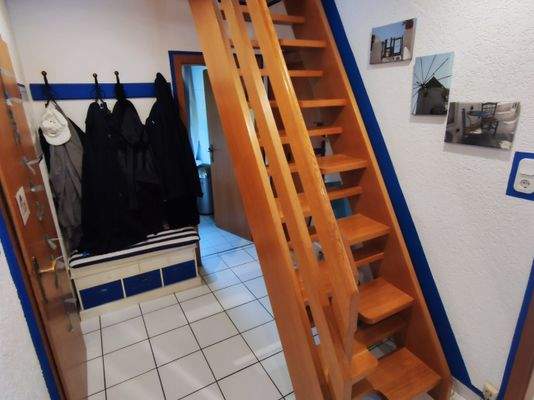 OG Treppe zum Spitzboden