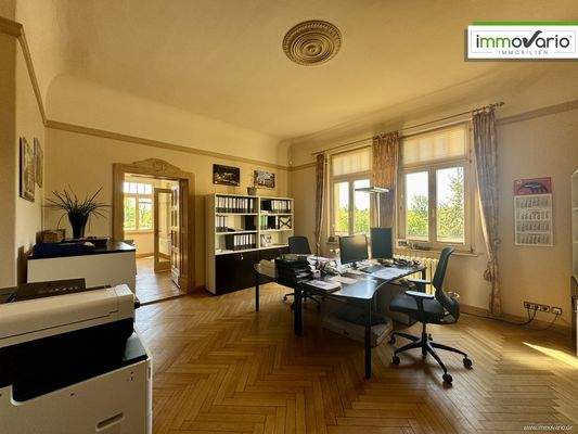 Arbeitszimmer
