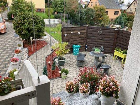 gemütliche Sitzecke mit Grillplatz