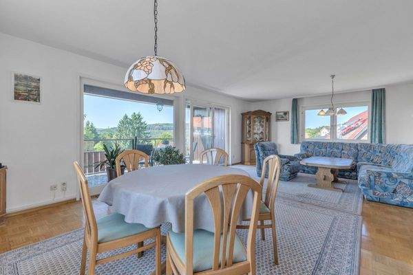 Wohn- und Essbereich OG