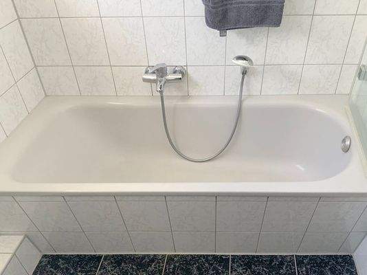 ...mit Badewanne