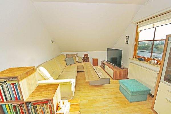 Kinder-/ Arbeitszimmer im DG