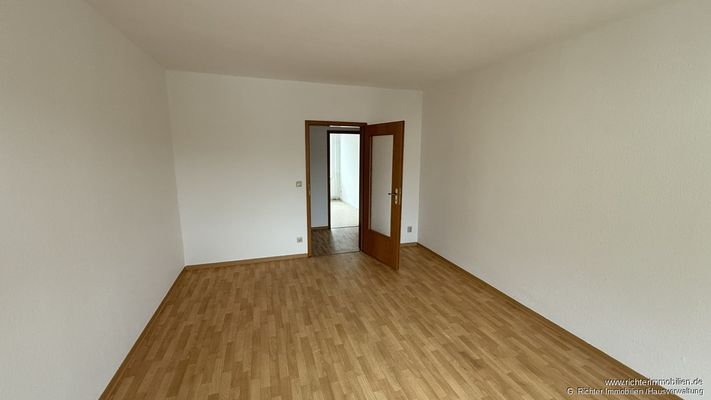  Wohn-/Schlafzimmer