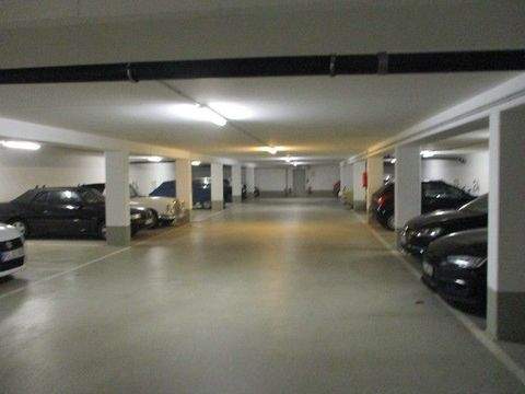 Wedel Garage, Wedel Stellplatz