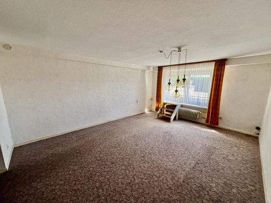 Wohnlich nutzbarer Kellerraum