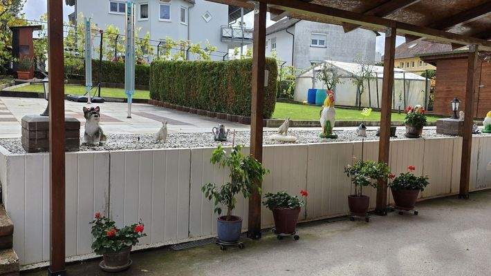 Großzügige Terrasse