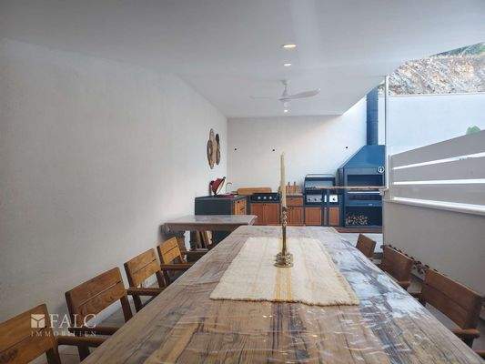 Terrasse mit Essbereich