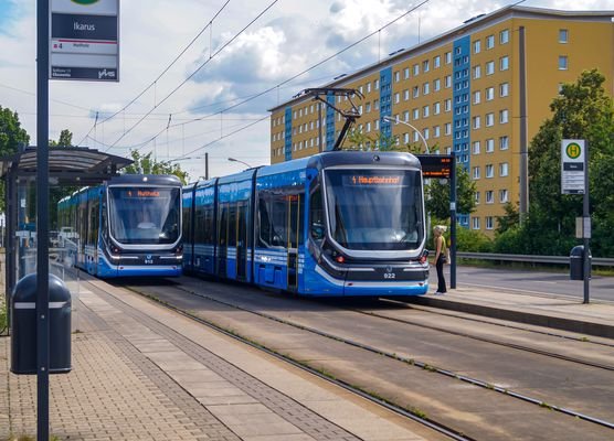 gute Verbindung mit Tram oder Bus
