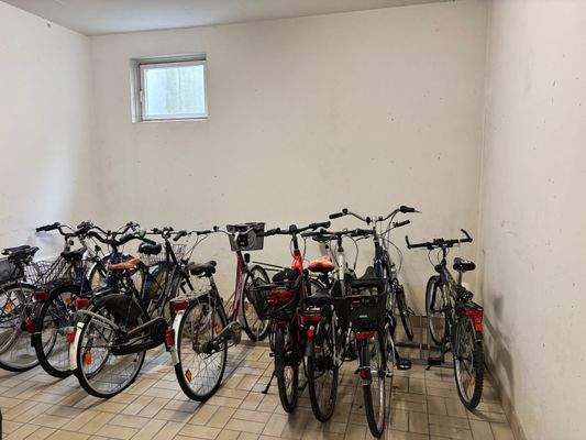 Gemeinschafts-Fahrradraum