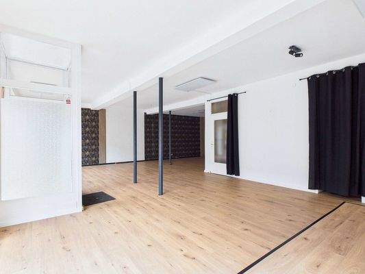 Zentrales Wohn/Geschäftshaus in Saarwellingen 