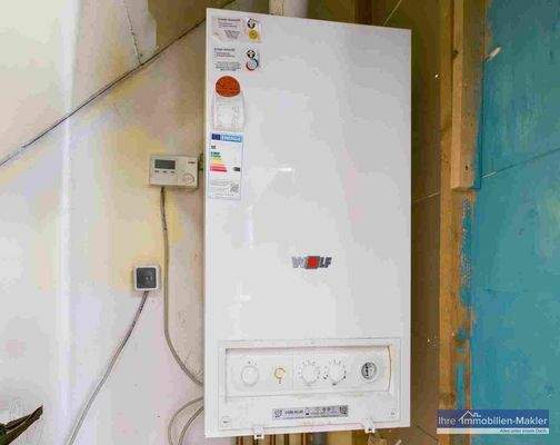 Gas-Heizung-Spitzboden