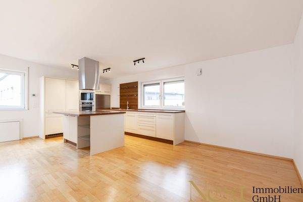 Essbereich mit Küche