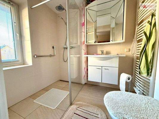 1-Raum-Wohnung EG links