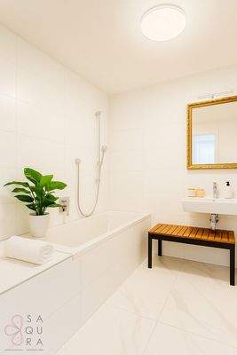 D0444B51-84C5-48FF-82DA-3F8FACEB9665