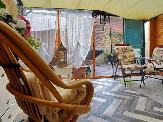 Wohnraum  2. OG li #2