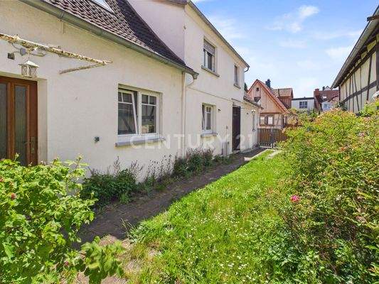 Hof & Wohnungszugänge