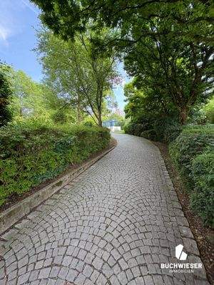 Verbindungsweg in der Anlage